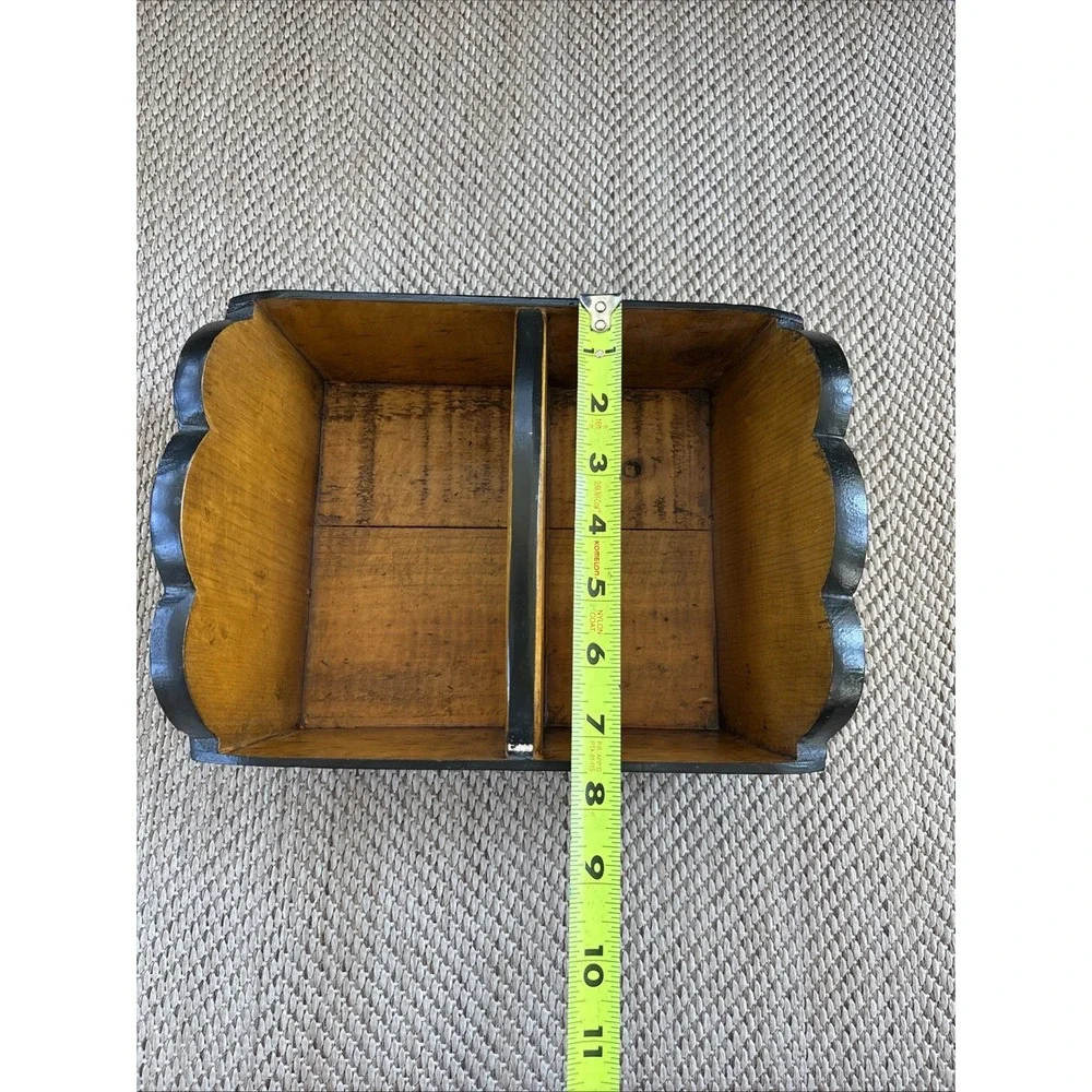 N/A vintage hand